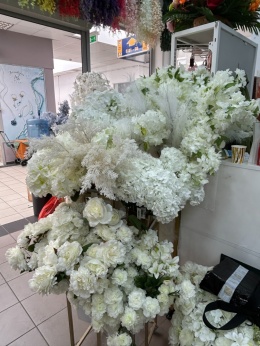 Sztuczne rośliny i kwiaty