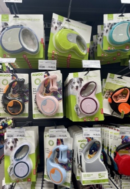 Pet supplies