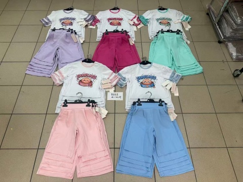 Girls' Clothing