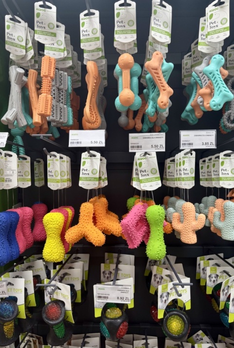 Pet toys