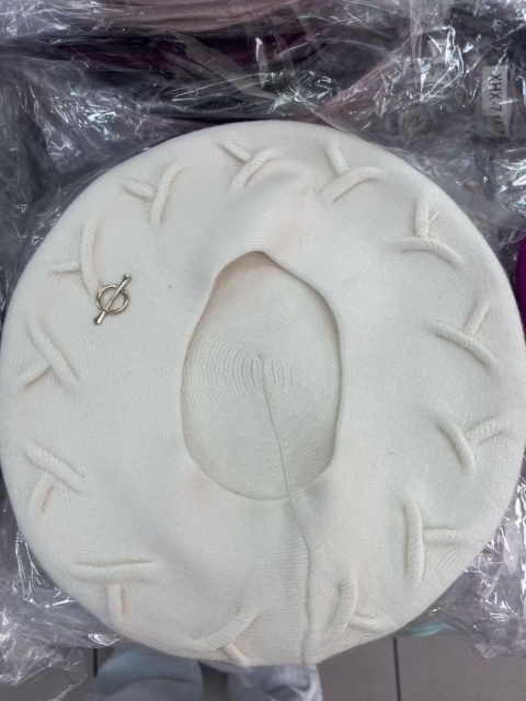 Czapka damska