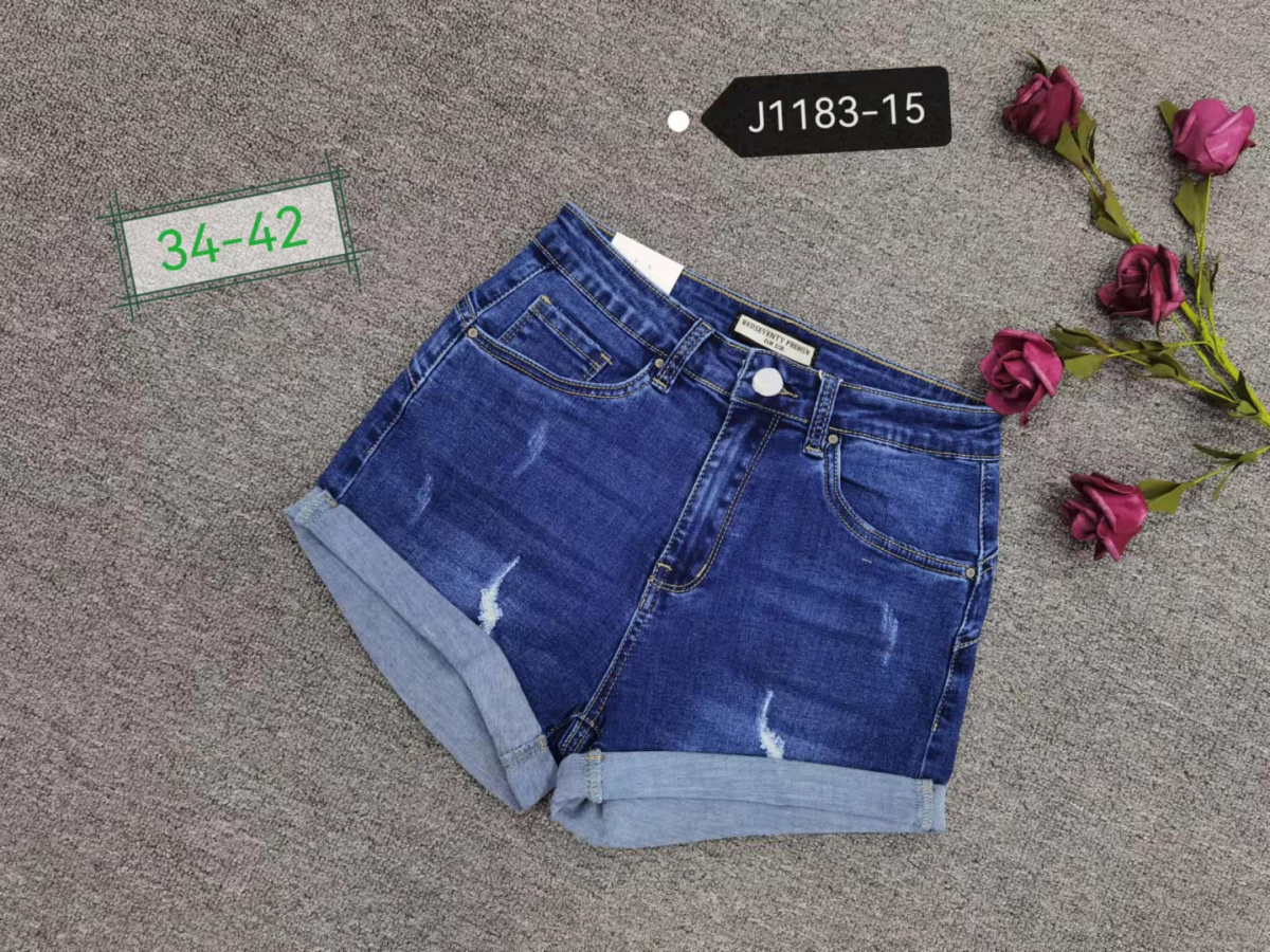Krótkie jeansowe spodenki damskie marki REDSEVENTY model: J1183-15