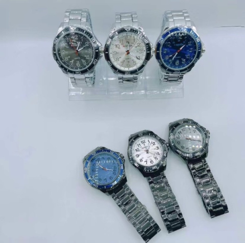 Elegancki zegarek męski na metalowej bransolecie model: 5868